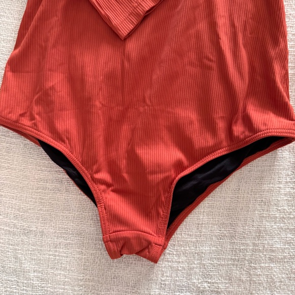 Wetsuit bathing suit - Picture 5 of 6